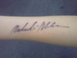 Maova ruka s autogramom Milana Orlowskeho